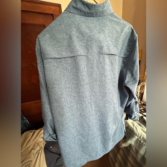 Button down shirt - Picture 2 of 3